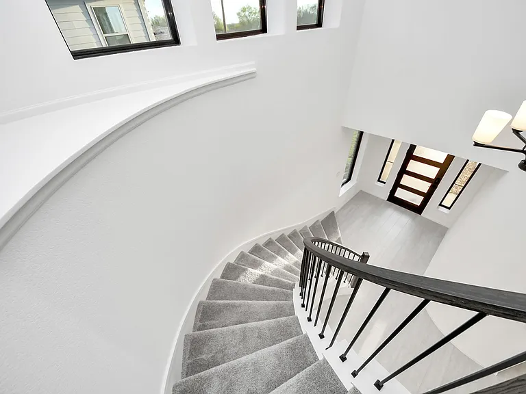 10706 Ursa St — Photo 32