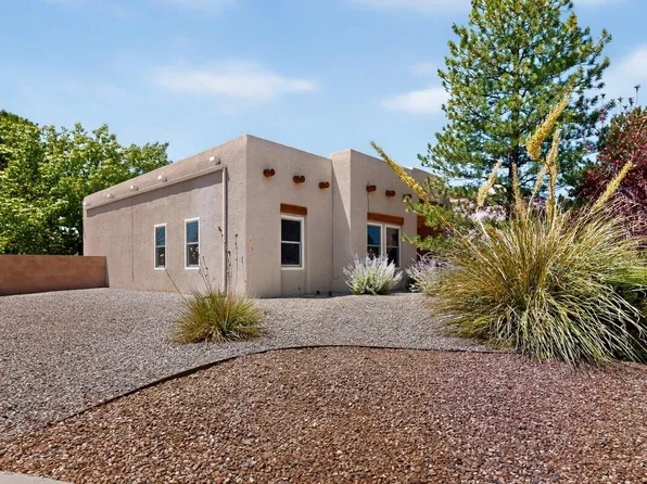 7100 Luz De La Luna Pl NW, Albuquerque, NM 87114