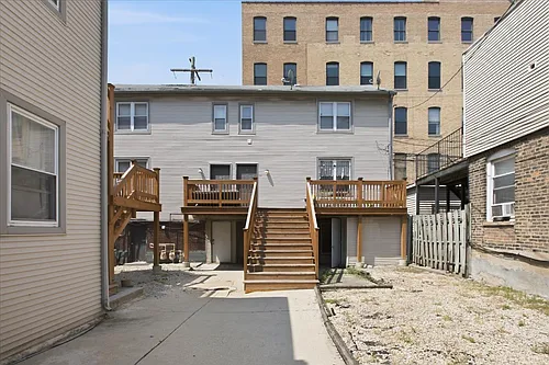 518 N May St #CH Photo 1