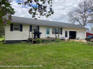 7247 Tucker Rd, Eaton Rapids, MI 48827