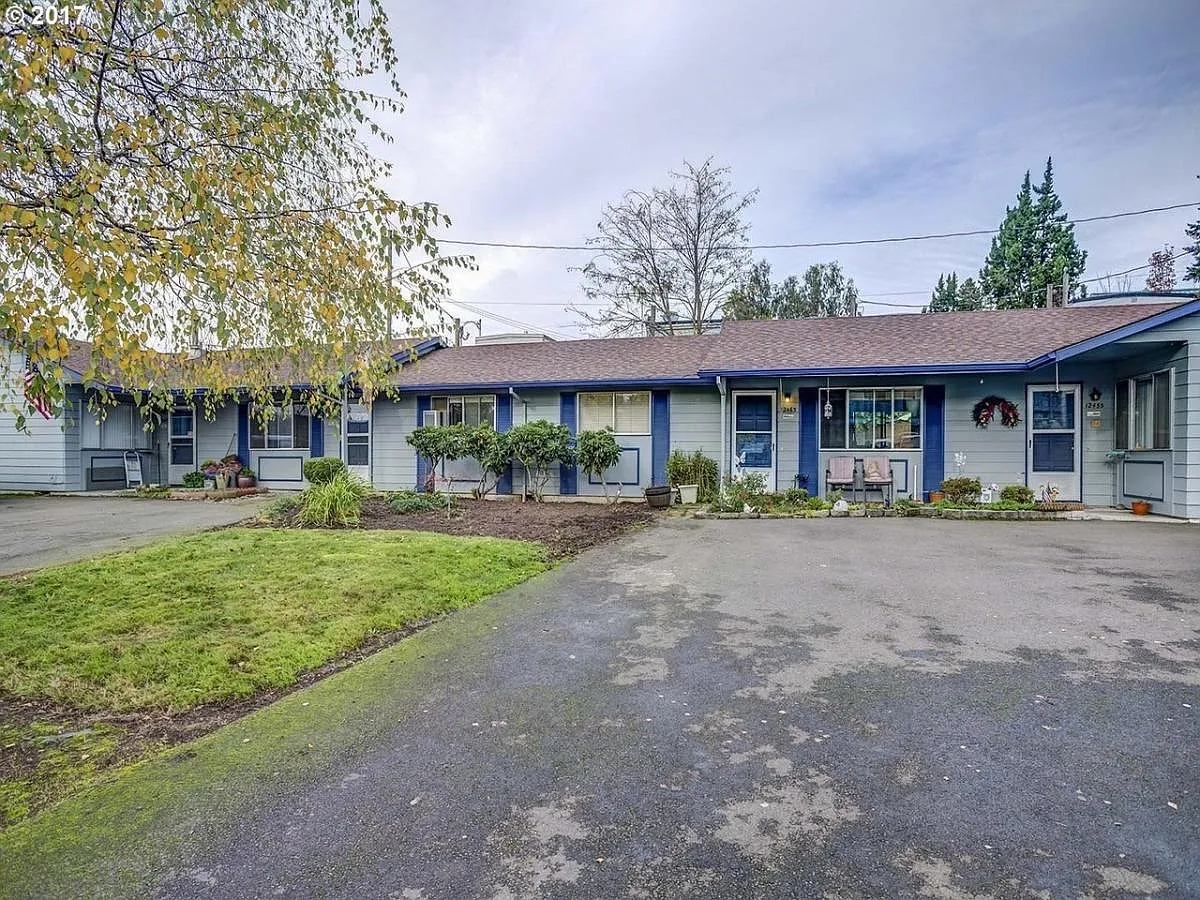 12475 SW Ash Avenue — Photo 1