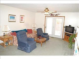 4th image of 6613 S Harvey Ave