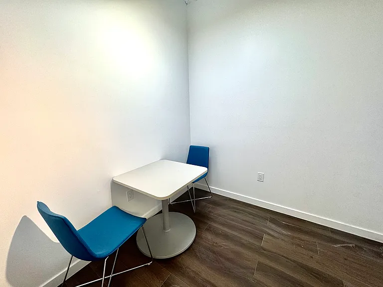 915 N Broad St #301 — Photo 26