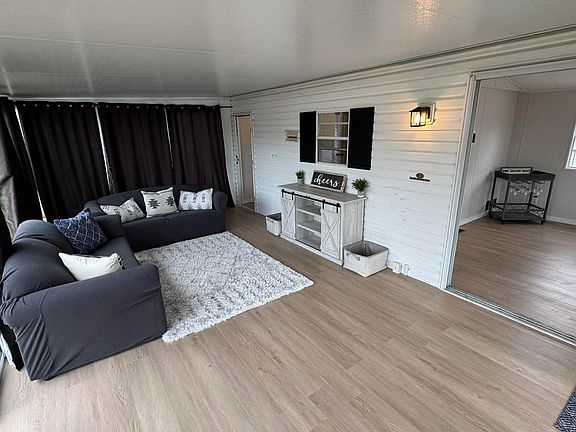 3rd image of 490 Empire Rd #Sha037