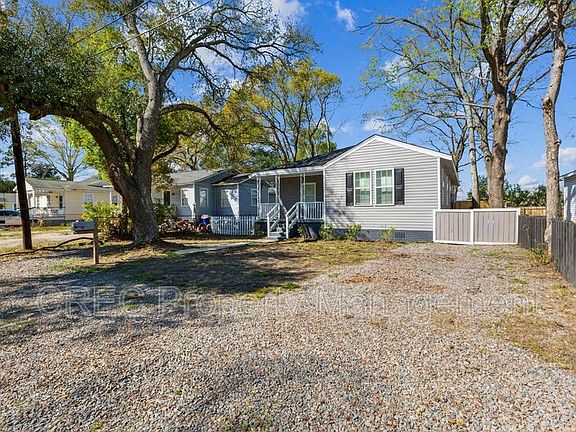 4th image of 2925 Alabama Dr