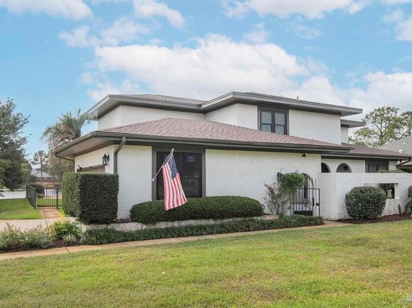 6507 Lake Charlene Dr, Pensacola, FL 32506