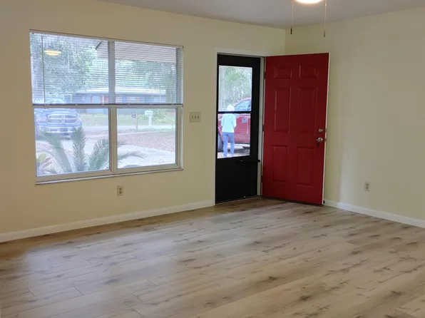 165 SW Peach St, Keystone Heights, FL 32656