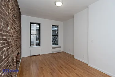 Rented by LC Lemle Real Estate Group