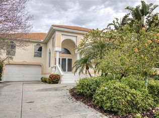 131 Sands Point Dr, Tierra Verde, FL 33715