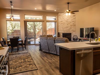 3241 N Eagles Creek Dr, Show Low, AZ, 85901