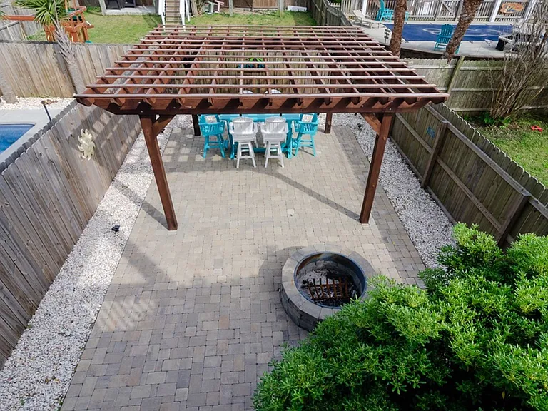 812 Canal Dr #1 — Photo 27
