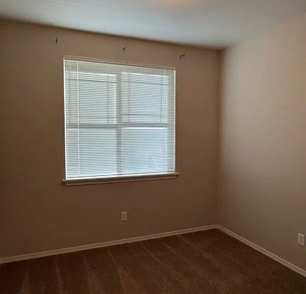 910 Medical Center Dr #F102 — Photo 17