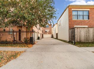 5813 Darling St UNIT A, Houston, TX 77007