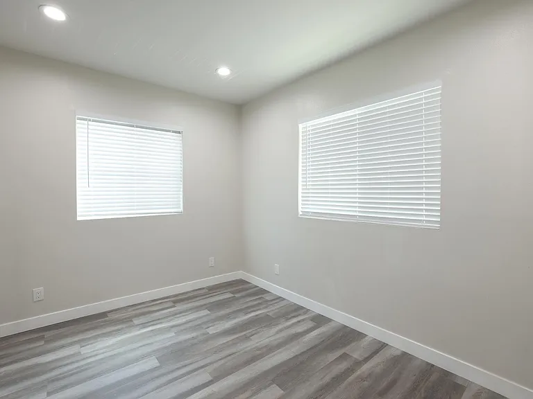 3927 Wisconsin St #8 — Photo 4