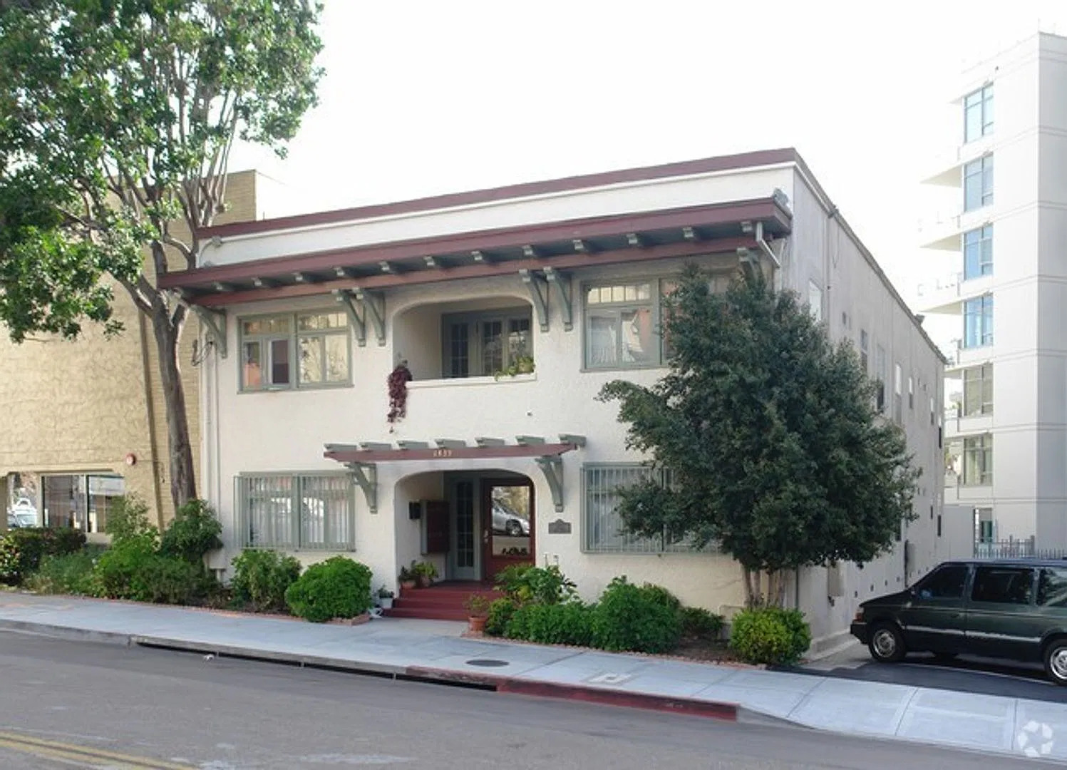 9th Avenue Apartments — Photo 1