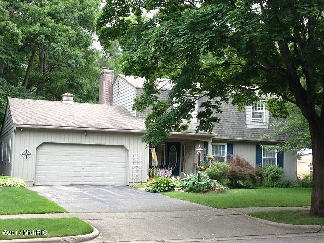1st image of 2300 Shawnee Dr SE