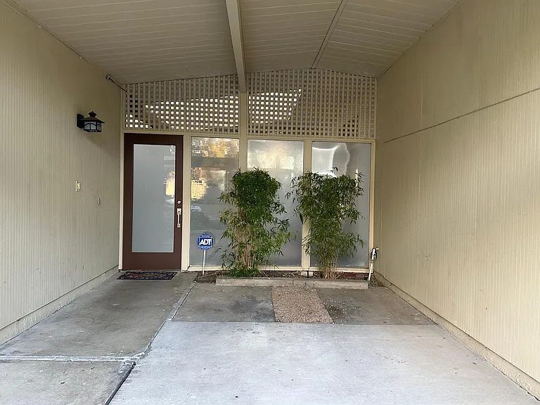 829 Stendhal Ln — Photo 21