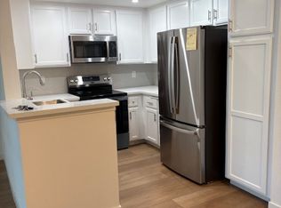 107 Costero Aisle #107, Irvine, CA 92614