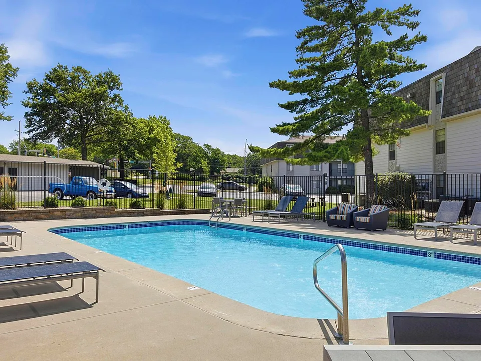 Sparkling Swimming Pool