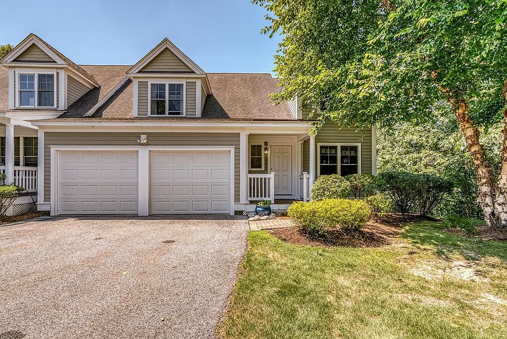 3 bed, 4.0 bath, 2499 sqft, $3,700 — Photo 1
