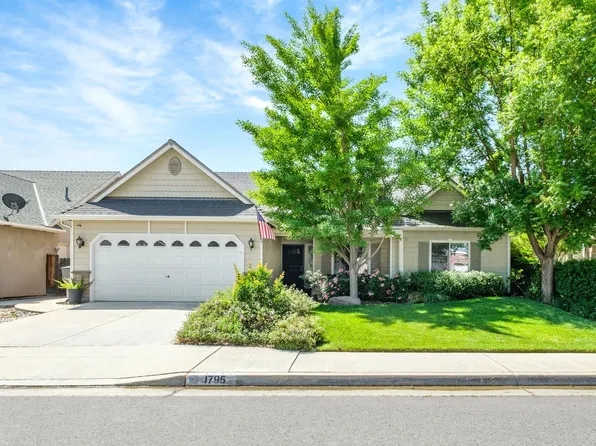 1795 E Turnberry Ave, Fresno, CA 93730