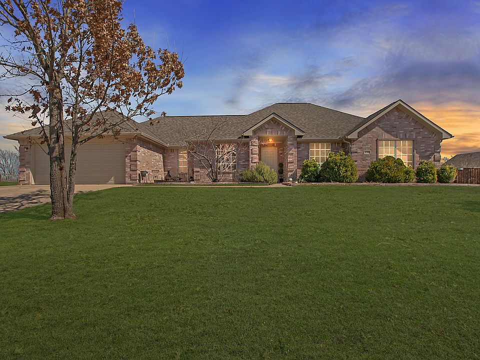 1st image of 836 Meadow Hill Dr