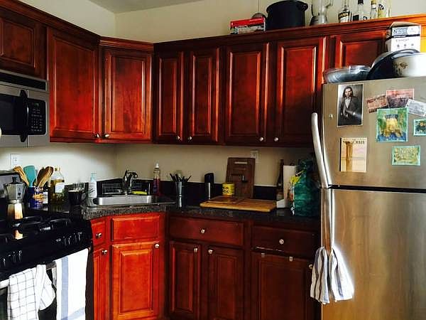 1st image of 107 Putnam Ave #1