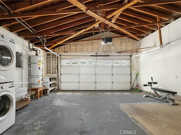 8349 Lurline Ave — Photo 12