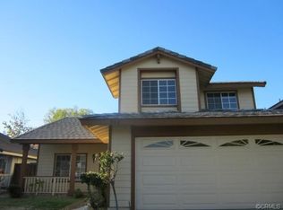 992 Hedges Dr, Corona, CA 92878