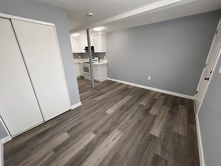 3556 Sanborn Ave #C — Photo 7