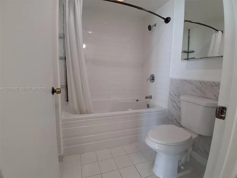 690 SW 1st Ct #Penthouse I19 — Photo 18