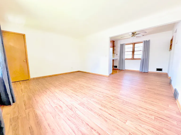 4227 Xenia Ave N — Photo 10