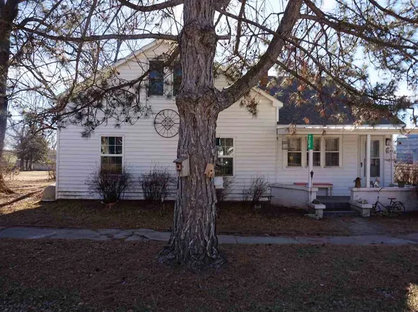 704 Delaware St, Talmage, KS 67482