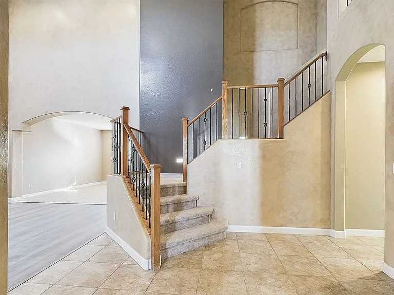 2209 W Red Range Way — Photo 8