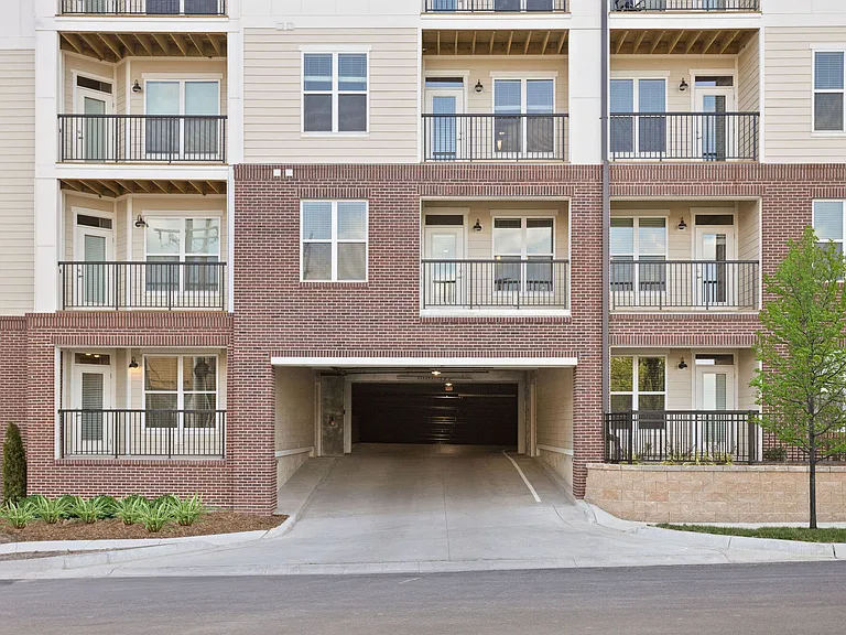Elevate 114 Apartments of Lees Summit — Photo 16