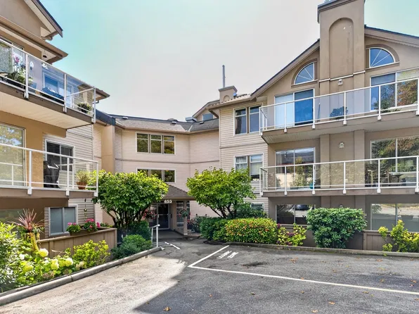 455 Bromley St #101, Coquitlam, BC V3K 6N7