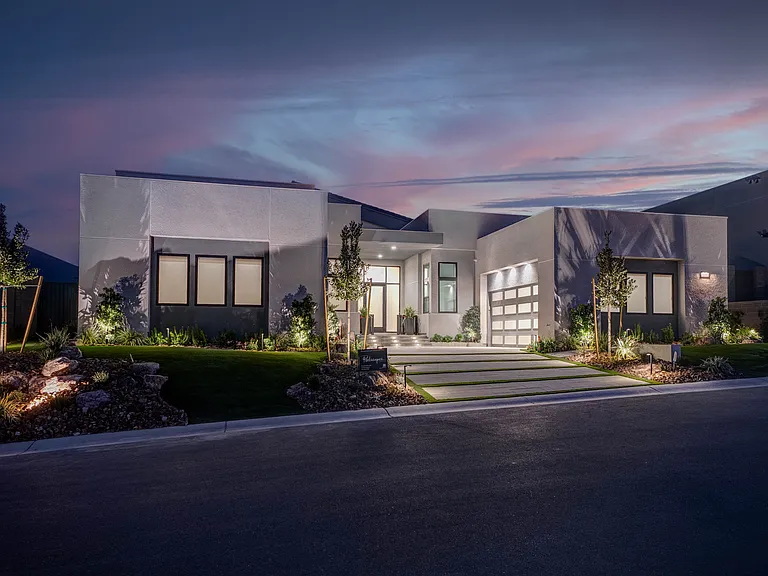 10949 Rossa Peak Ave — Photo 3