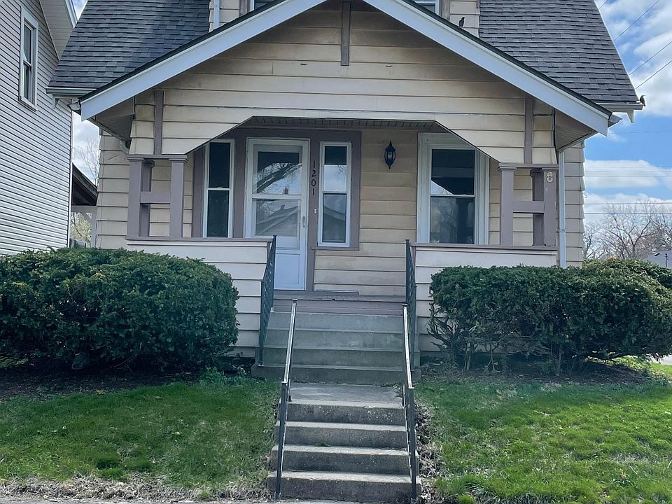 1st image of 1201 Reservoir St