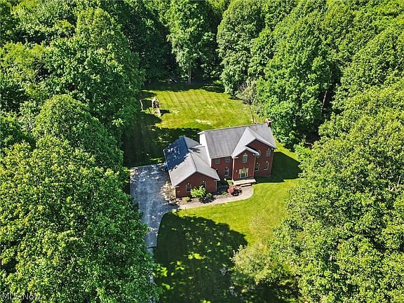 4th image of 1580 Johns Rd