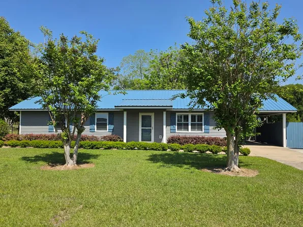 145 Carol Cir, Fitzgerald, GA 31750