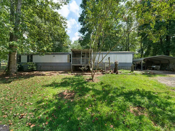 175 Garden Lake Dr, Carrollton, GA 30116