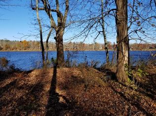 5 River Rd, West Newbury, MA 01985