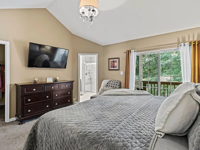 7526 Stonehouse Run Dr — Photo 16