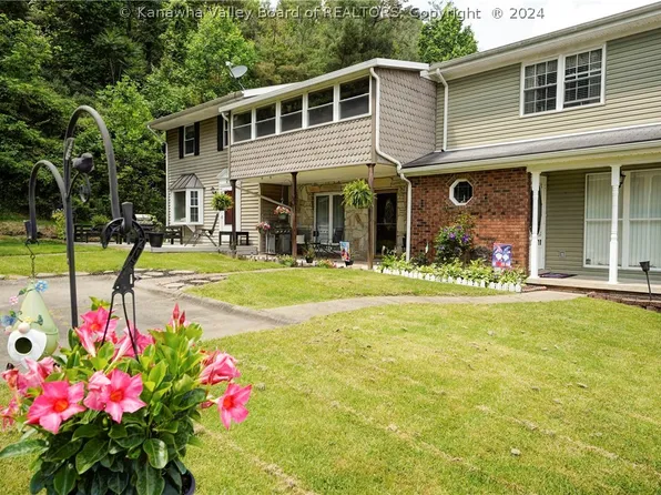 2109 McClure Pkwy, Charleston, WV 25312