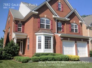 7882 Galesburg Pl, Dunn Loring, VA 22027
