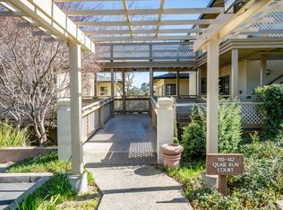 121 Quail Run Ct, Del Rey Oaks, CA 93940