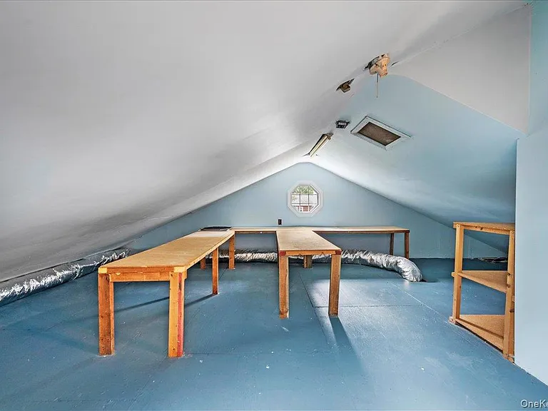 7 Shaw Ln — Photo 22