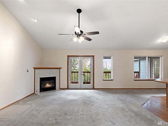 Main Level Living room