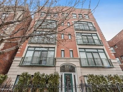 727 W Belmont Ave APT 7, Chicago, IL, 60657
