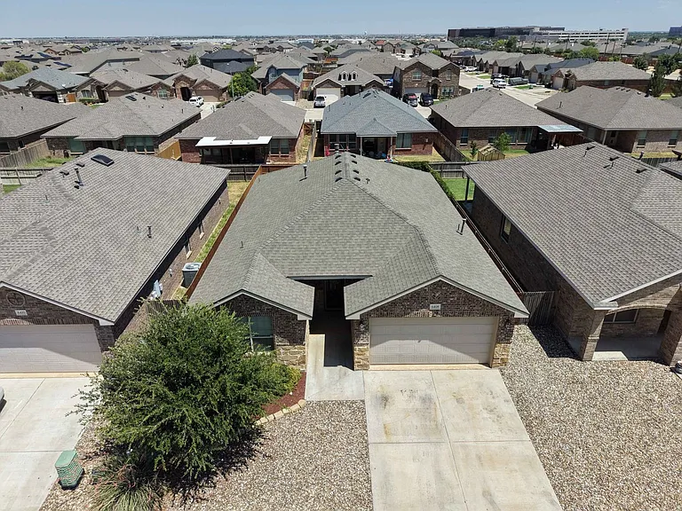 6408 Hall Of Fame Blvd — Photo 24
